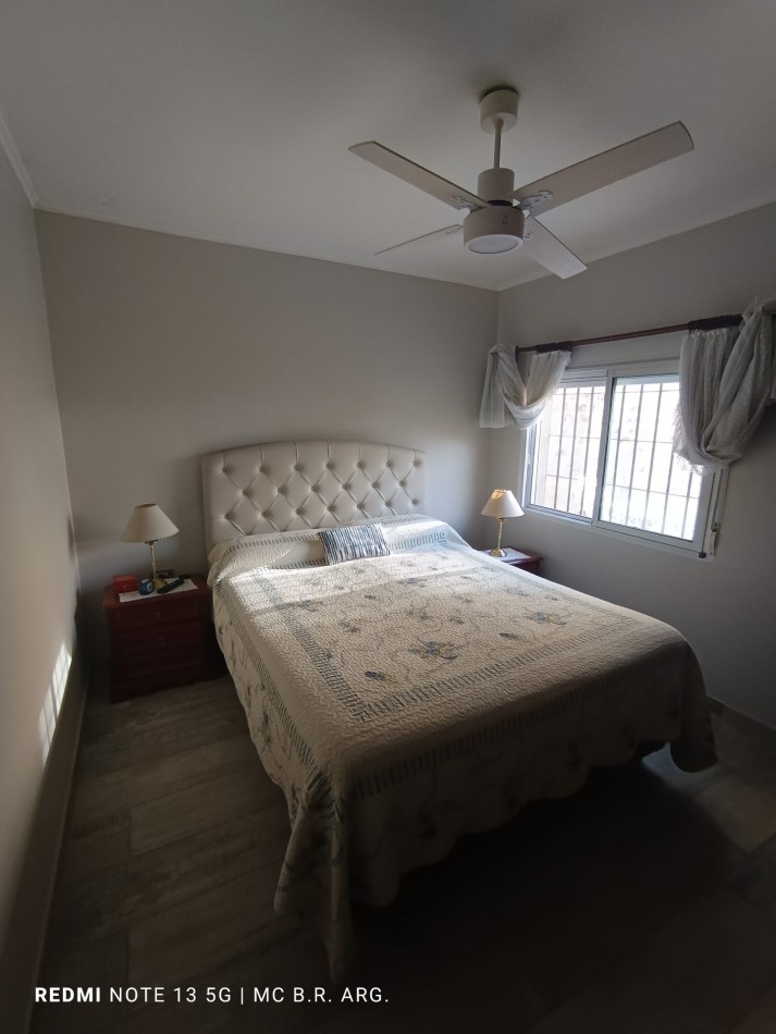 Casa en venta con gran quincho y jardin en Bahia Blanca