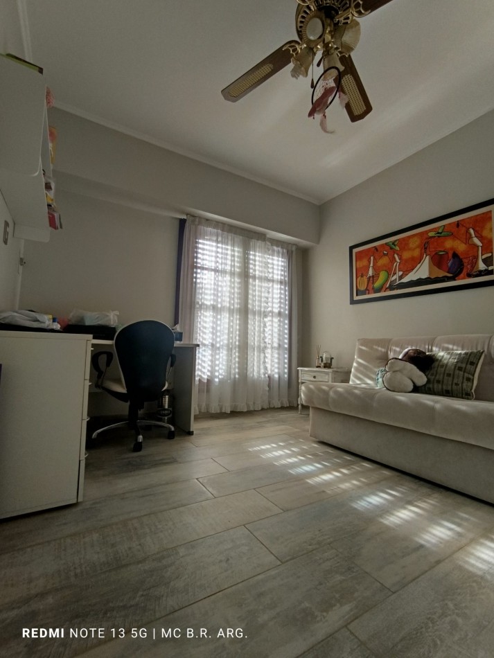 Casa en venta con gran quincho y jardin en Bahia Blanca