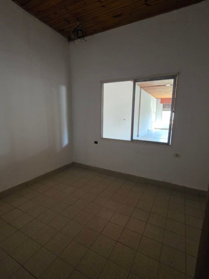 Venta local en Pedro Luro 