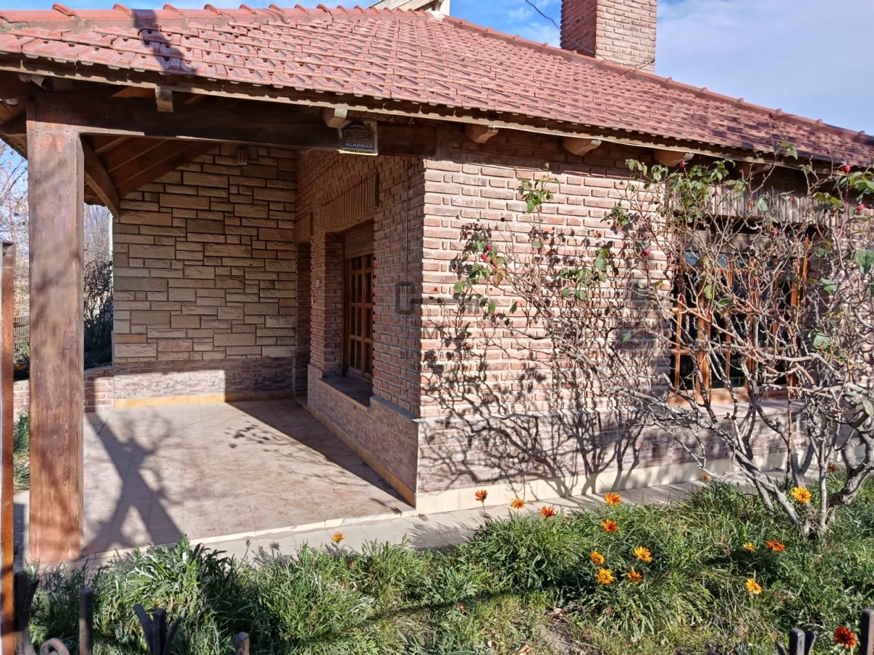 Casa en Venta Barrio Hipotecario - Pedro Luro